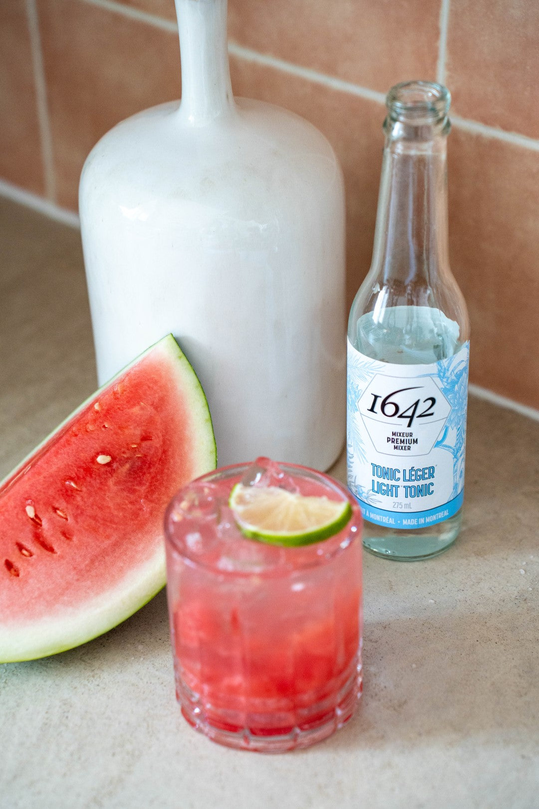 Tonic light - 1642 Tonics and Mixers